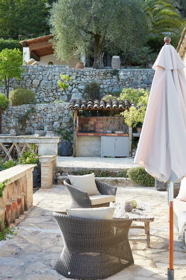 L'Escale Du Ciel Bed & Breakfast Le Bar-sur-Loup Bagian luar foto