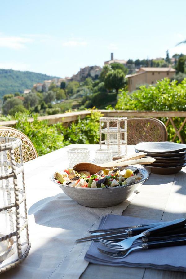 L'Escale Du Ciel Bed & Breakfast Le Bar-sur-Loup Bagian luar foto