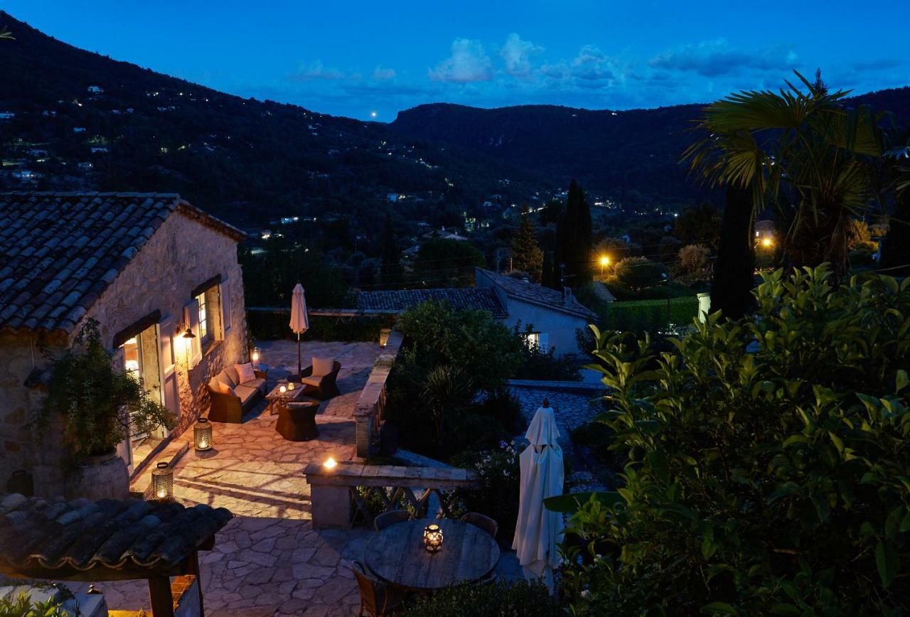 L'Escale Du Ciel Bed & Breakfast Le Bar-sur-Loup Bagian luar foto